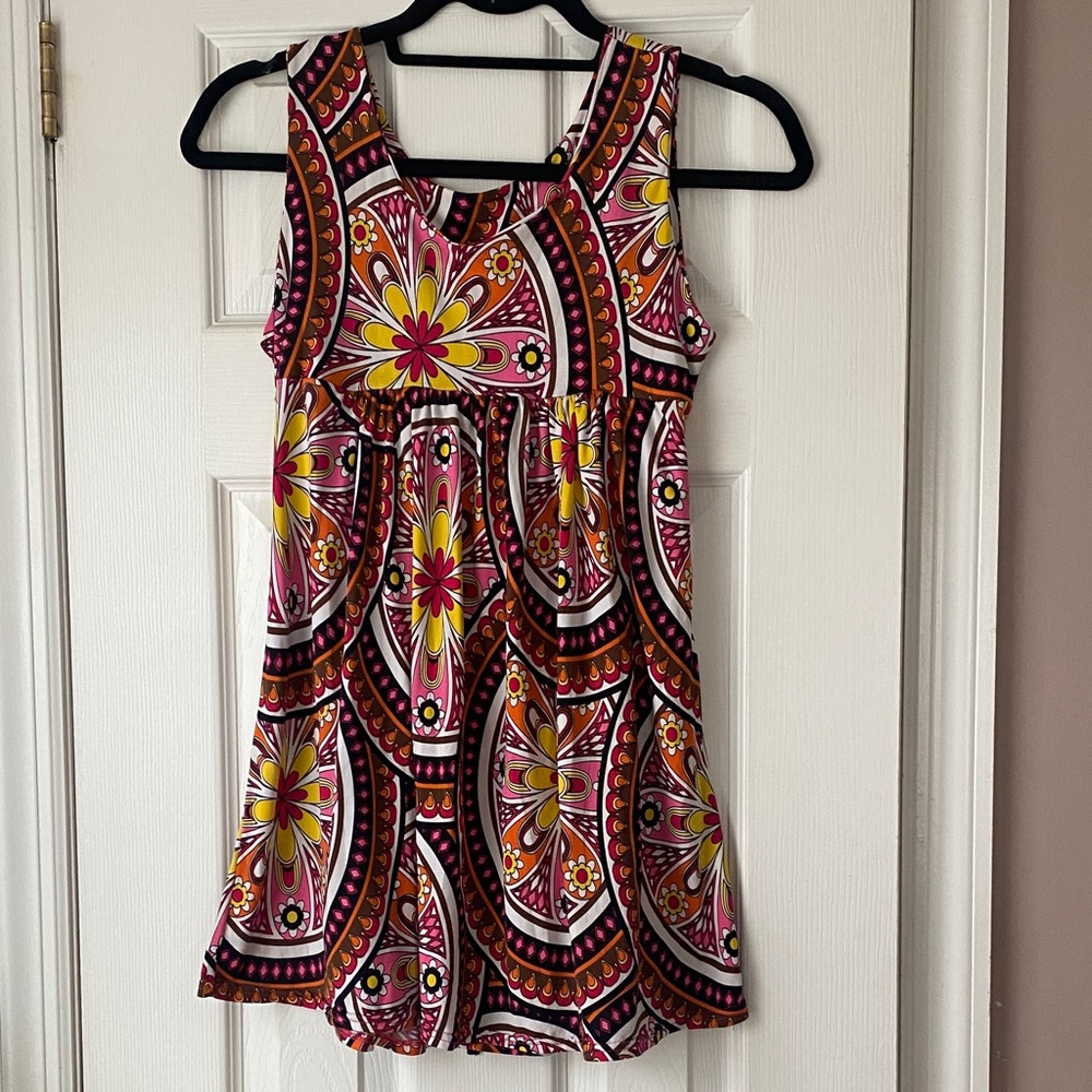 Floral Mod Print Multicolor Sleeveless Tunic Top